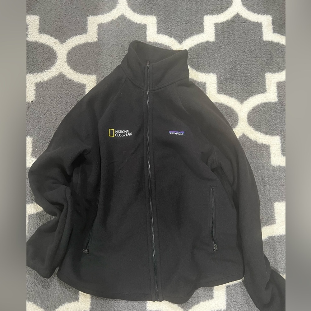 Patagonia Women’s small full zip fleece jacket